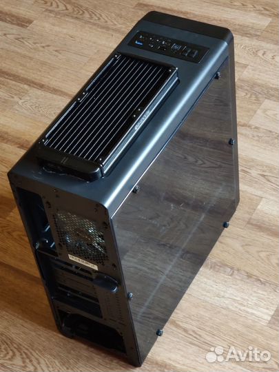 Видеокарта gigabyte 1070Ti +водяное охлажд.+корпус