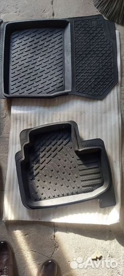 Автомобильные коврики резиновые на suzuky sx4