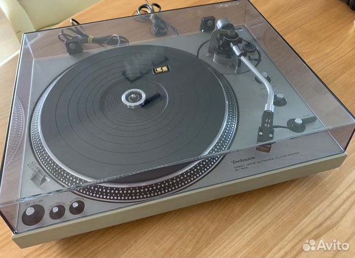 Проигрыватель винила Technics SL-1600