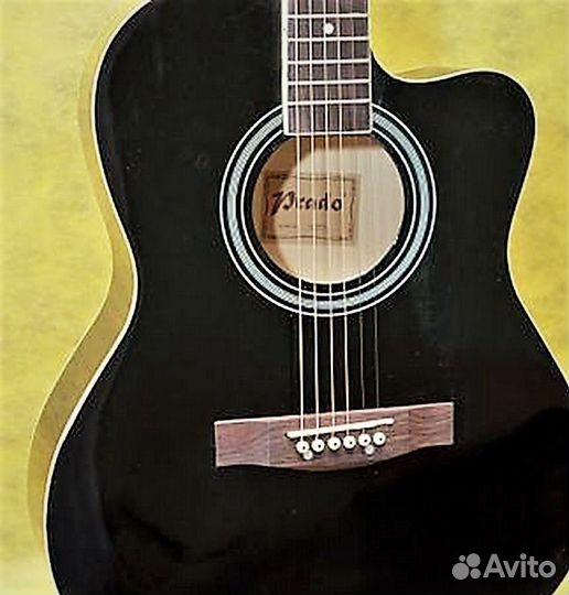 Гитара черная