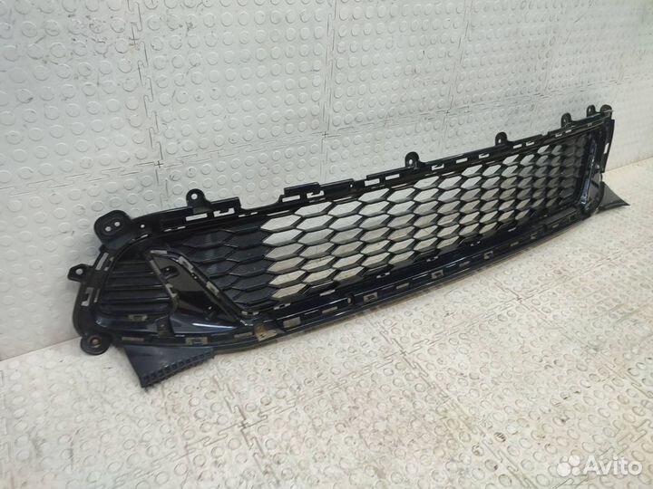 Решетка бампера передняя Kia Stinger CK 2017