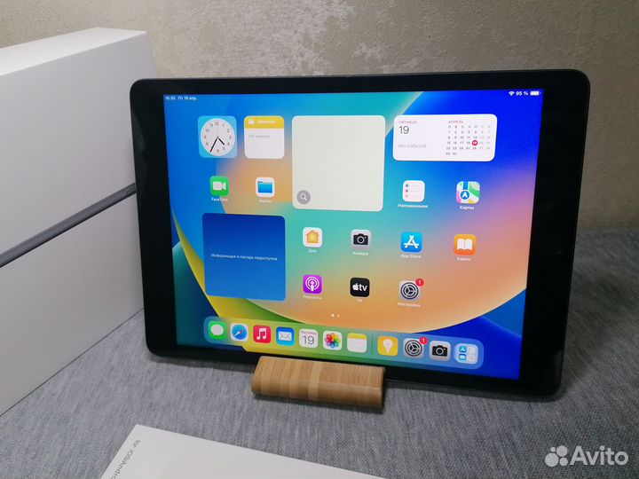 iPad 9 Wi-Fi 64Gb Идеальный + Pencil