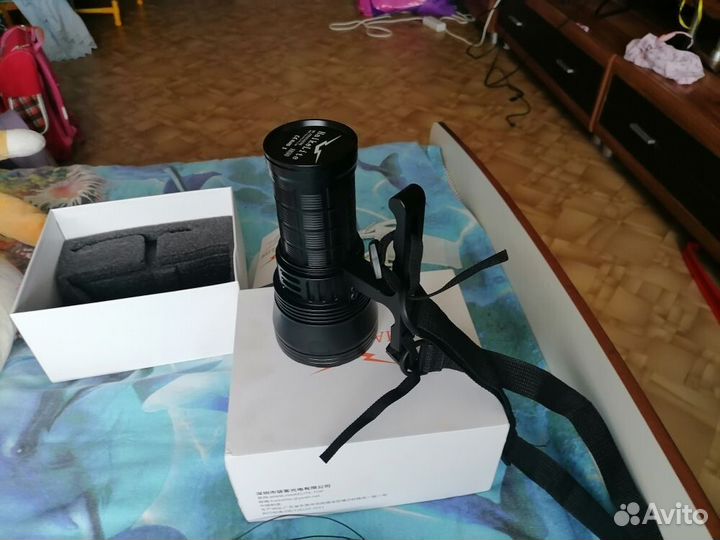 Мощный фонарик HaikeLite HK08, 60000 люмен