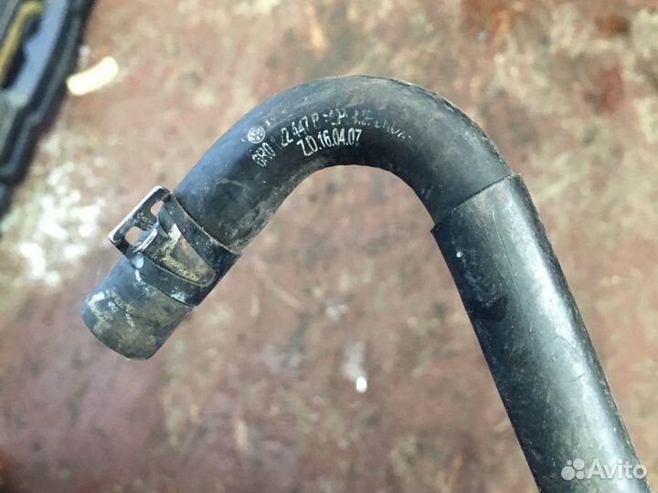 Трубка системы охлаждения Шкода Рапид