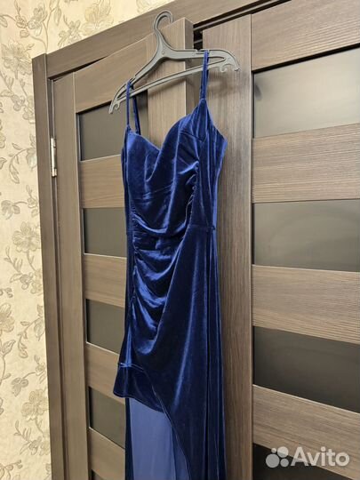 Вечернее платье 42 44