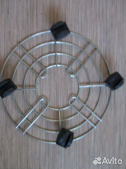 Продам стойку на колесах