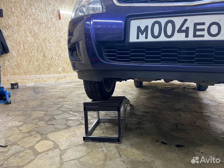 Истакада для машины