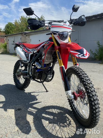 Regulmoto CRZ-300