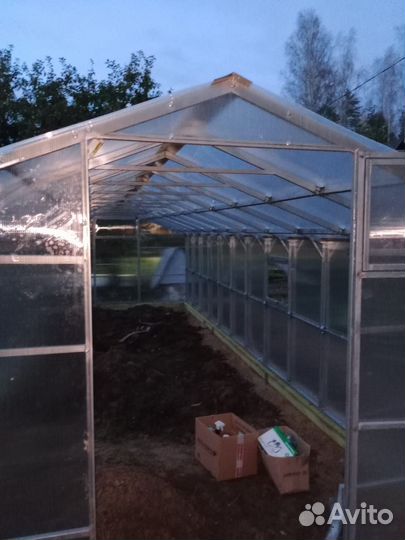 Теплица домиком
