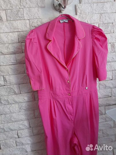 Комбинезон Италия на 50р новый