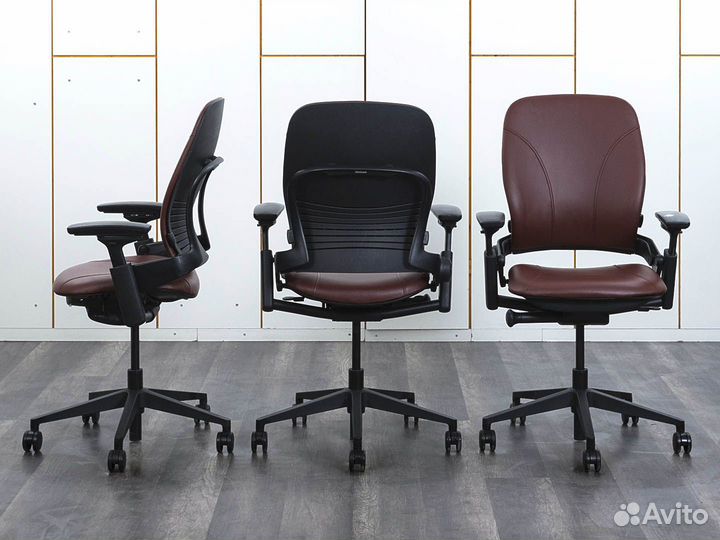 Офисное кресло для руководителя SteelCase Leap B Ф