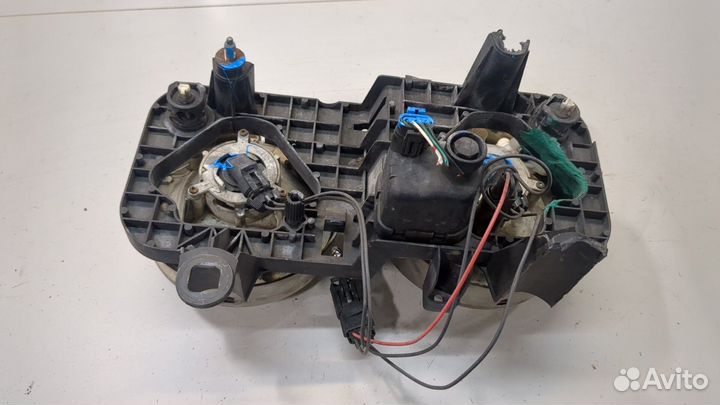 Фара (передняя) Jaguar XJ, 1996