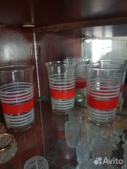 Бокалы для воды, вина