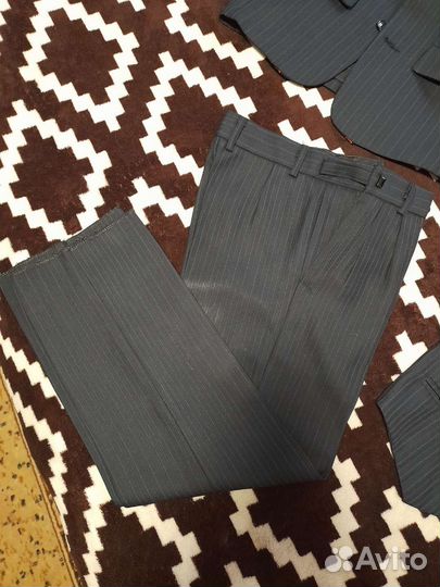 Костюм и рубашки