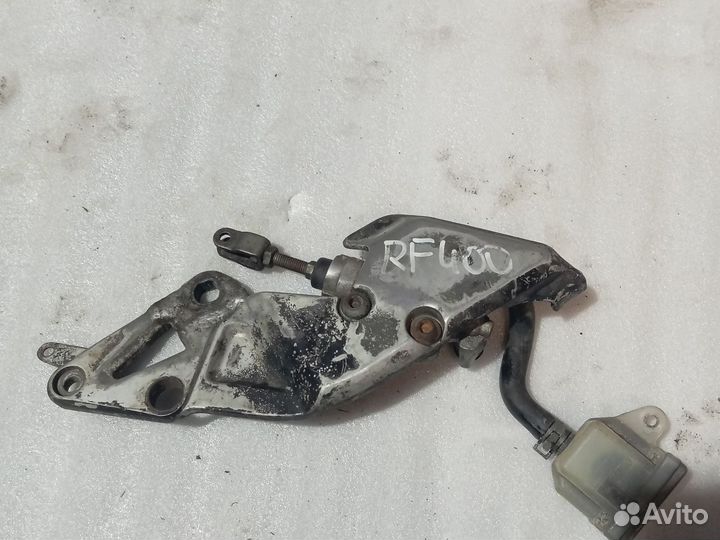 Кронштейн левый передний Suzuki RF 400