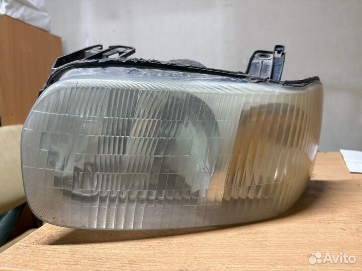 Фары Ford Maverick / Escape