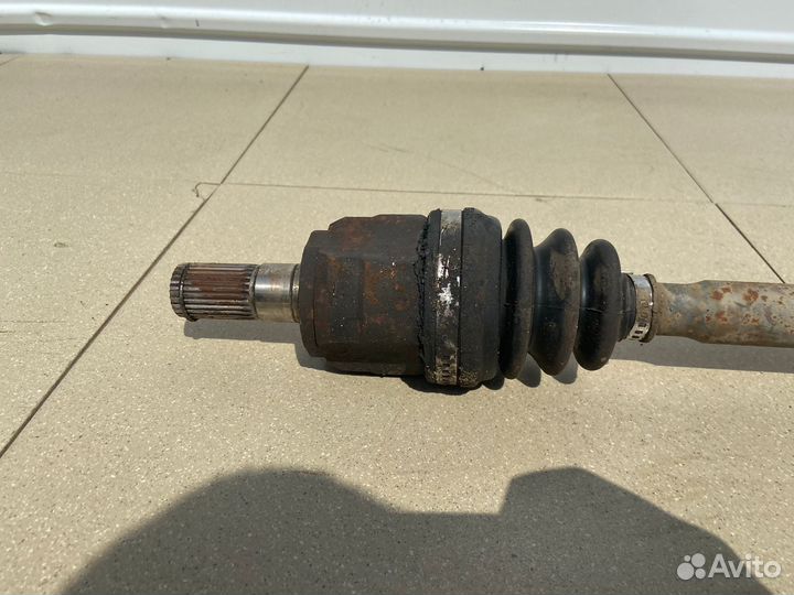 Привод передний правый Kia cerato 2