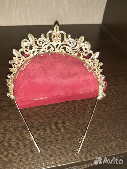 Корона тиара диадема