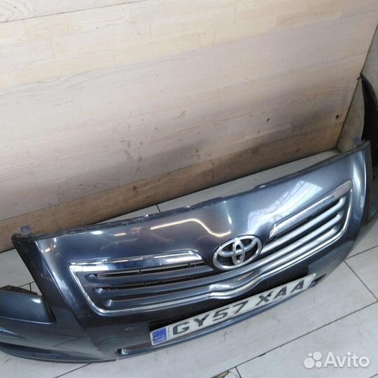 Бампер передний Toyota avensis t25 рест