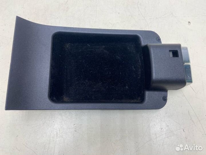 Ящик передней консоли Cadillac Srx 2011