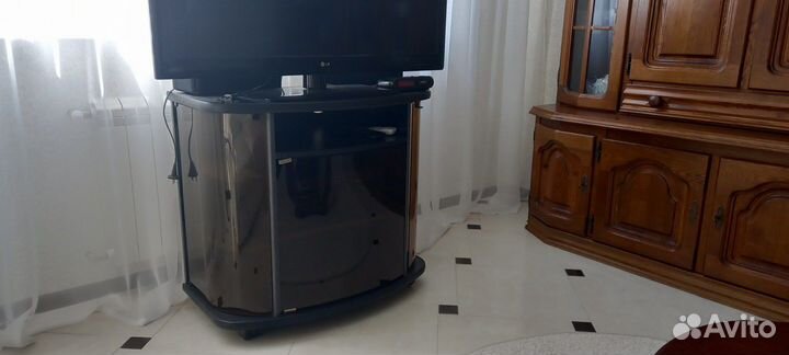 Тумба под телевизор