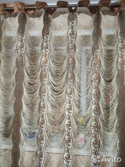 Штори раз 2.5х1.2.пар. есть 4 куска