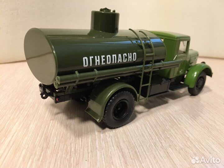 На базе маз-200, масштаб 1:43