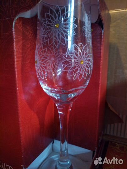 Подарочный набор бокалов 6шт новые