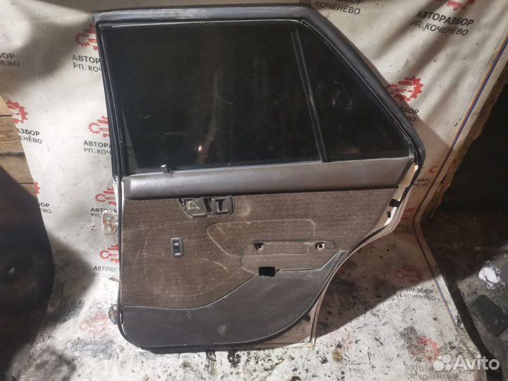 Дверь боковая задняя правая Toyota Corona AT170