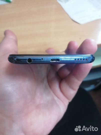 Продаётся Honor 10 lite