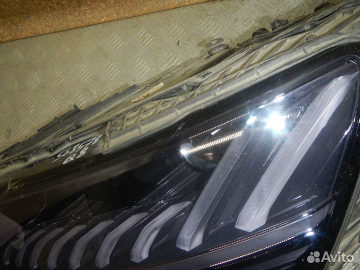 Фара левая Audi Q8/RS/SQ8