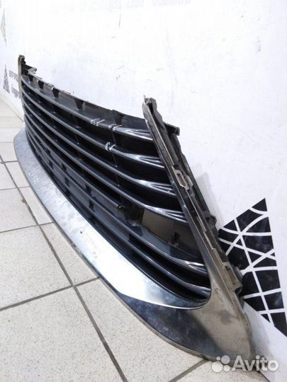 Решетка в бампер Lexus Lx 3 J200 рестайлинг 2