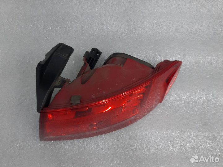 Левый стоп в крыло Audi a4 b8 LED