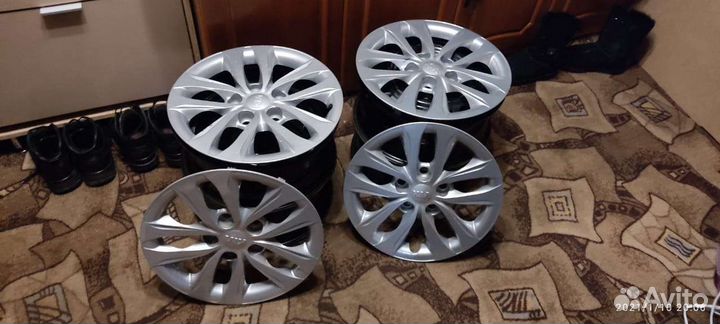 Колпаки на киа сид, серато 15 радиус 52970J7000