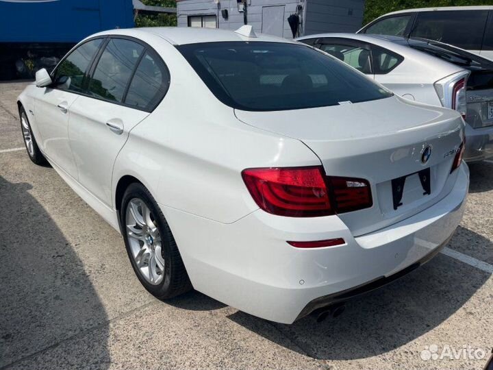 Плафон подсветки салона Bmw F10