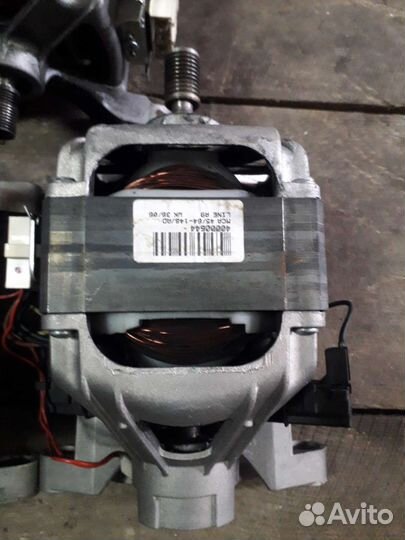 Двигатель от стиральной машины