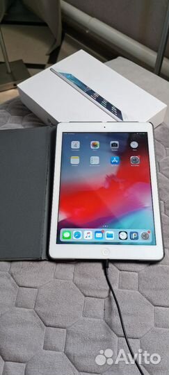 Планшет apple iPad air