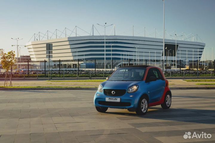 Аренда SMART new. Пpoкат SMART Fortwo с/бeз водитe