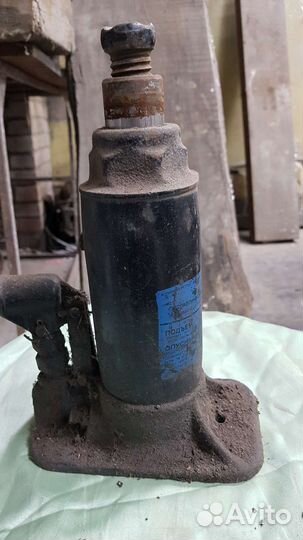 Домкрат гидравлический