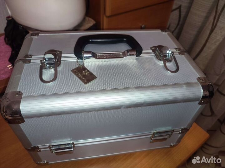 Сундук для косметики