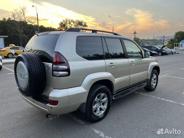 Toyota Land Cruiser Prado 4.0 AT, 2005, 261 300 км