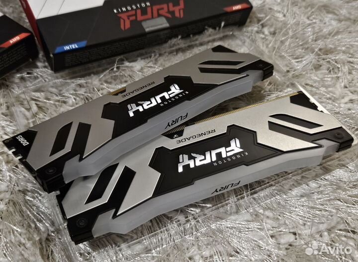 Kingston fury Renegade 32Gb (2x16GB) 6000мгц DDR5