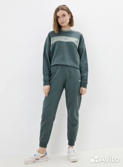 Спортивный костюм reebok