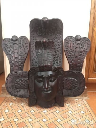 Маска деревянная