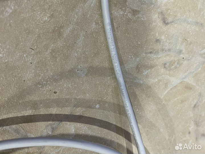 Зарядка на iPhone 20w
