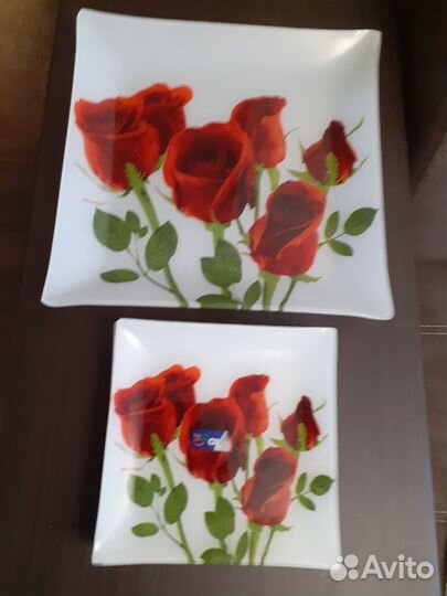 Набор тарелок