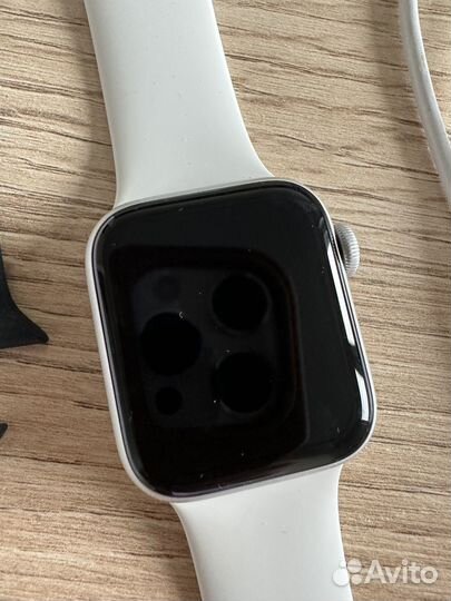 Часы apple watch se 40 mm