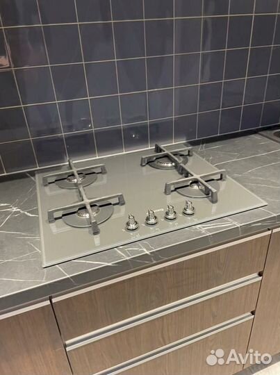 Кухня на заказ под ключ