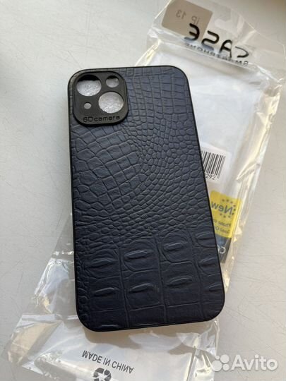 Чехол на iPhone 13