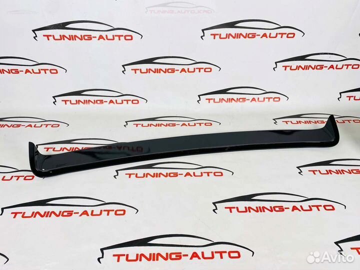 Спойлер на стекло Toyota Camry 70 P7034